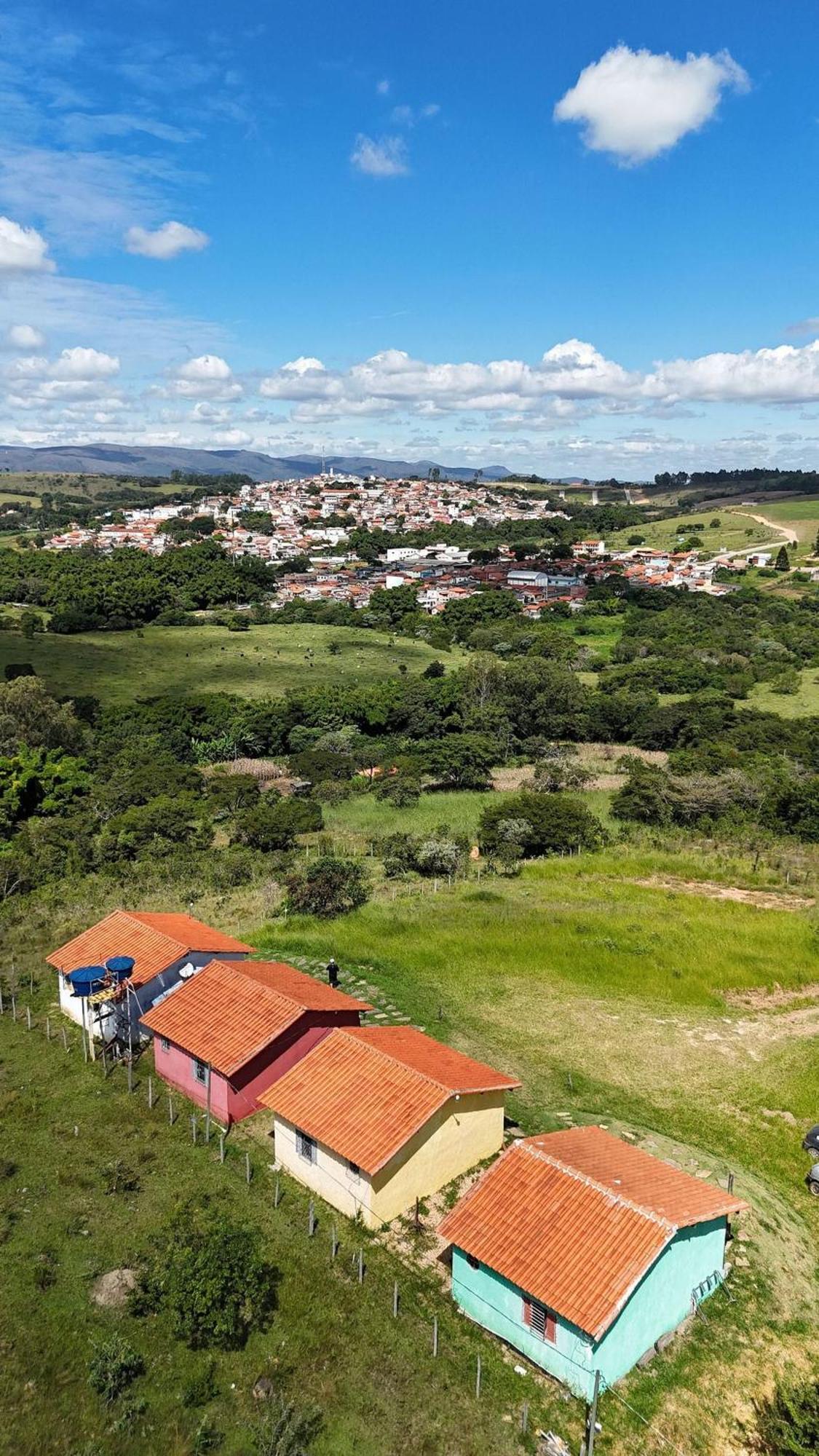 Chalés Pão Sobre Ás Águas Carrancas Esterno foto